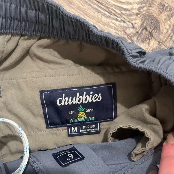 Men’s chubbie casual ice caps dusty blue shorts medium - Picture 4 of 4